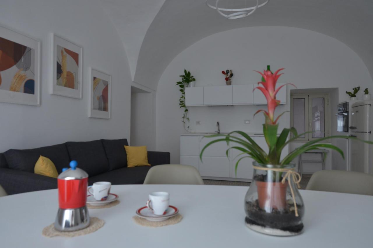 Casa Dante Apartment คาตาเนีย ภายนอก รูปภาพ