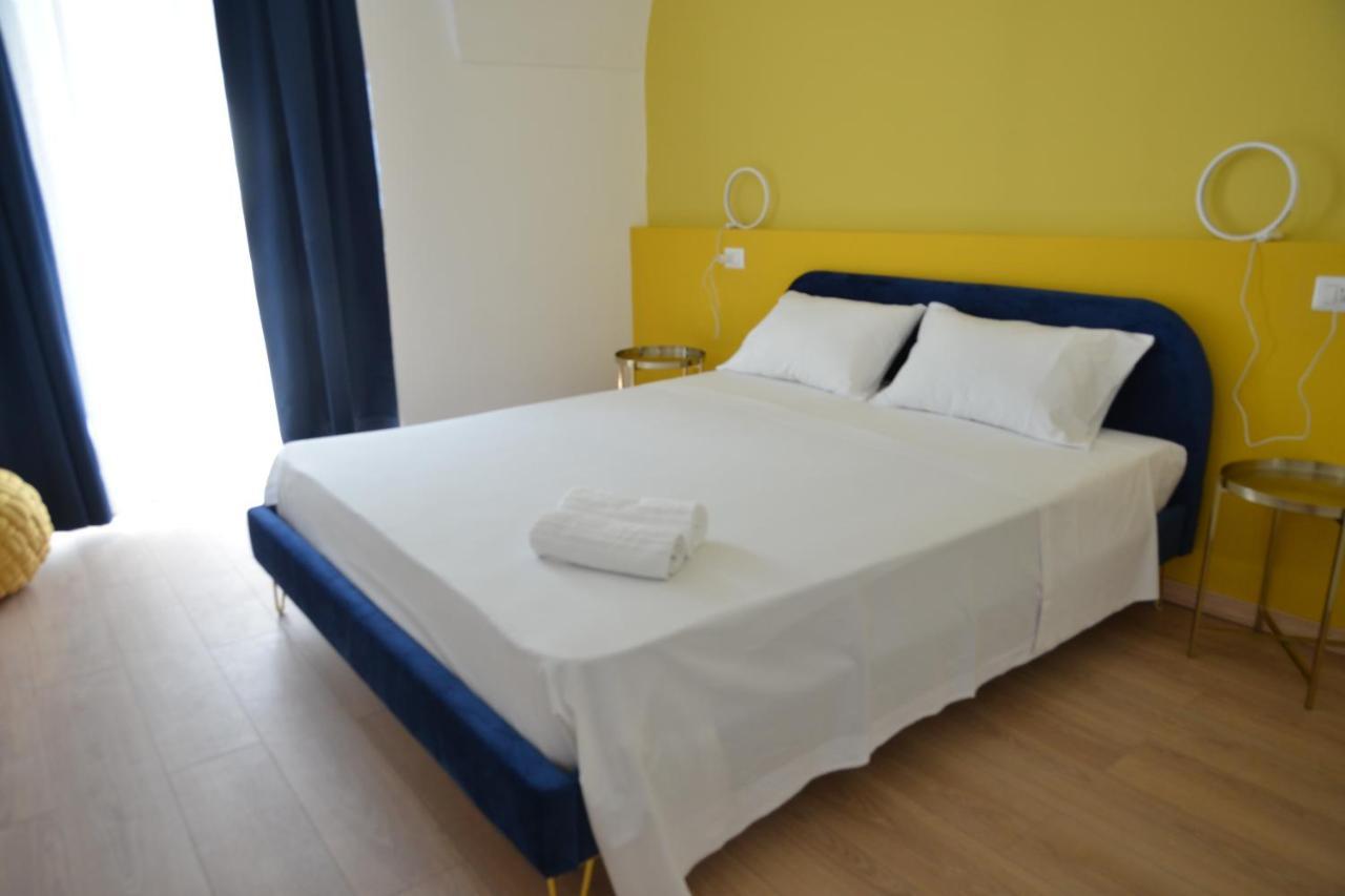 Casa Dante Apartment คาตาเนีย ภายนอก รูปภาพ