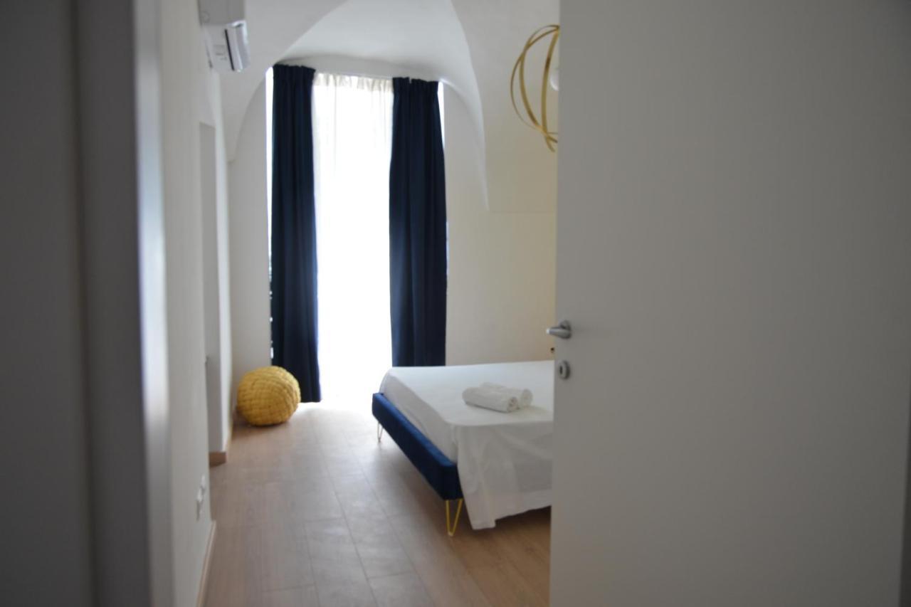 Casa Dante Apartment คาตาเนีย ภายนอก รูปภาพ